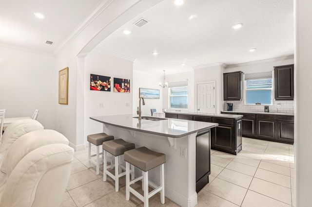 6435 Monserrat Drive, Vero Beach, FL 32967