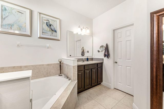 6435 Monserrat Drive, Vero Beach, FL 32967