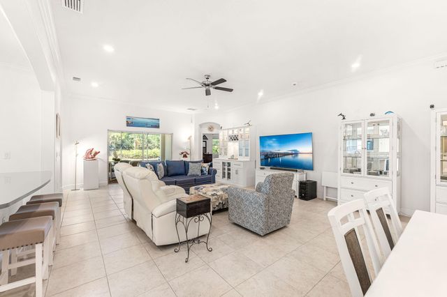 6435 Monserrat Drive, Vero Beach, FL 32967