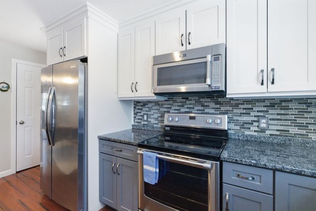 1465 Hooksett Rd Unit 183, Hooksett, NH 03106