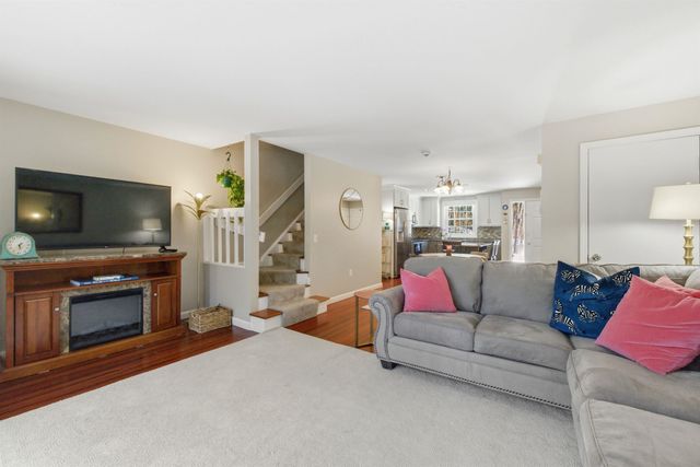 1465 Hooksett Rd Unit 183, Hooksett, NH 03106