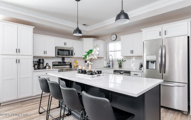 1406 Parkridge Pkwy, Louisville, KY 40214