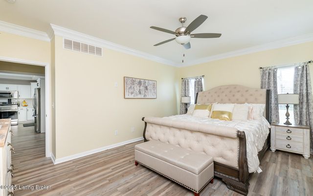 1406 Parkridge Pkwy, Louisville, KY 40214