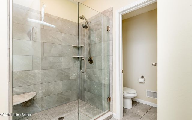 1406 Parkridge Pkwy, Louisville, KY 40214