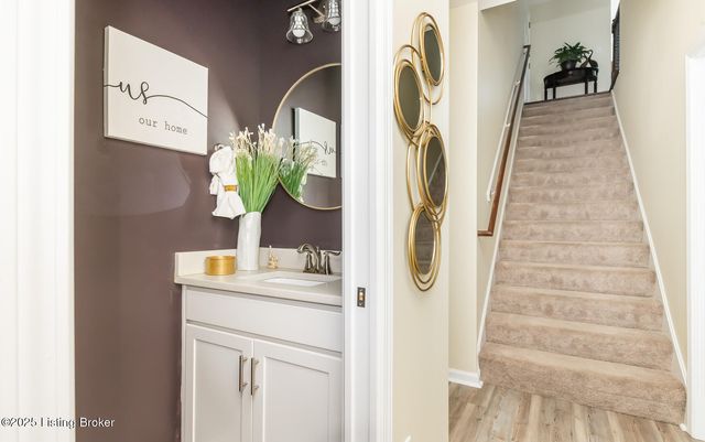 1406 Parkridge Pkwy, Louisville, KY 40214