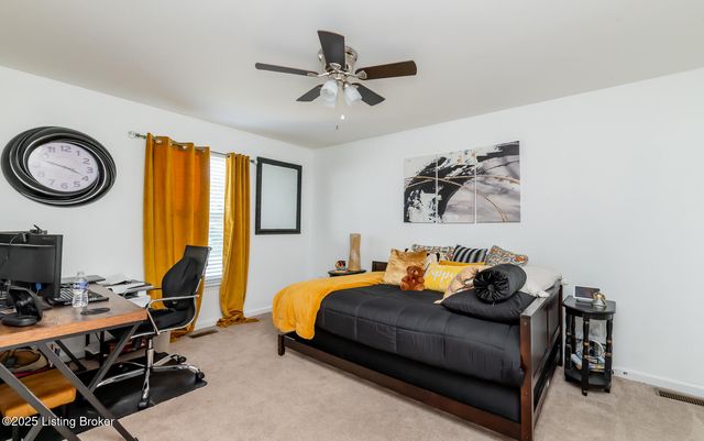 1406 Parkridge Pkwy, Louisville, KY 40214