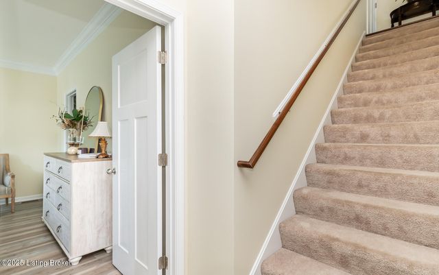 1406 Parkridge Pkwy, Louisville, KY 40214