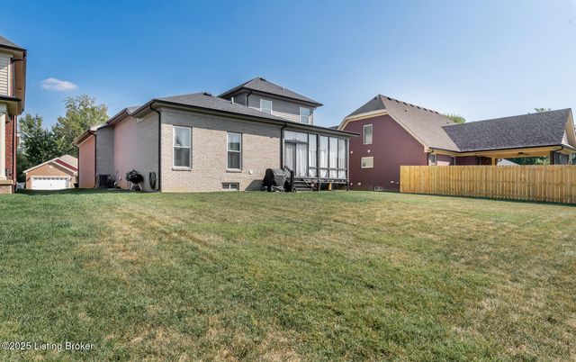 1406 Parkridge Pkwy, Louisville, KY 40214