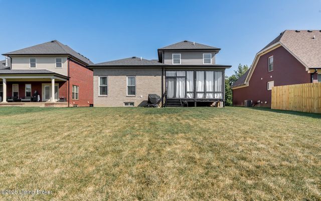 1406 Parkridge Pkwy, Louisville, KY 40214