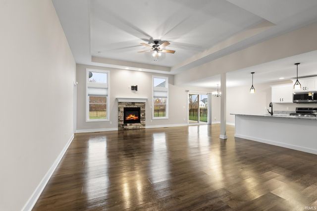 10328 Fieldlight Boulevard, Fort Wayne, IN 46835