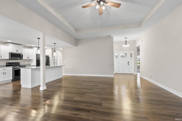 10328 Fieldlight Boulevard, Fort Wayne, IN 46835