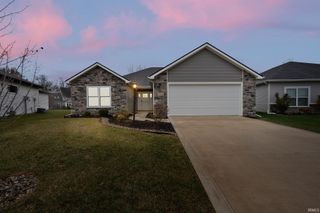 10328 Fieldlight Boulevard, Fort Wayne, IN 46835