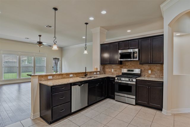 2607 Switchgrass Drive, Bossier City, LA 71111
