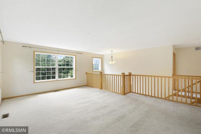 12155 Vermillion Street NE H, Blaine, MN 55449
