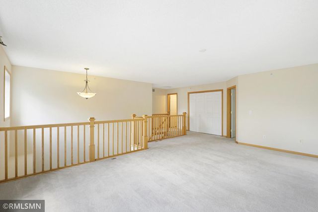 12155 Vermillion Street NE H, Blaine, MN 55449