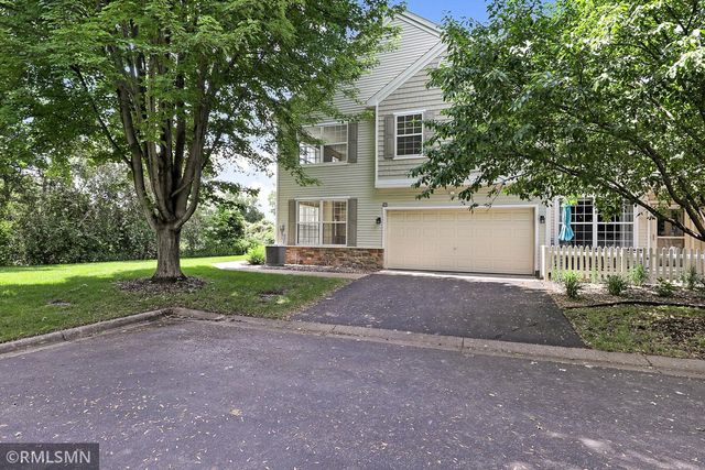 12155 Vermillion Street NE H, Blaine, MN 55449
