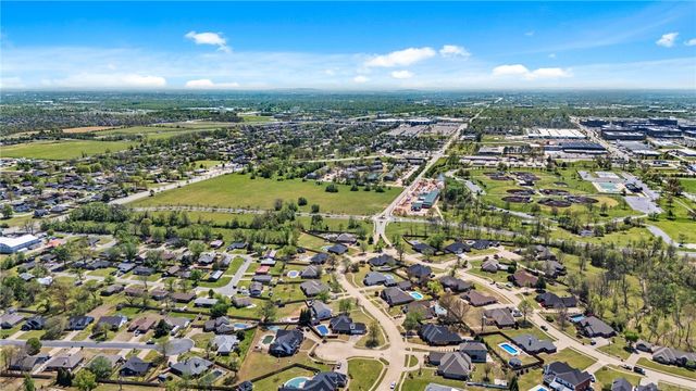 2501 Purdue Circle, Bentonville, AR 72712