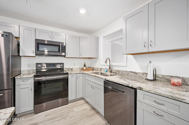 235 Greenwood Avenue, Ormond Beach, FL 32174