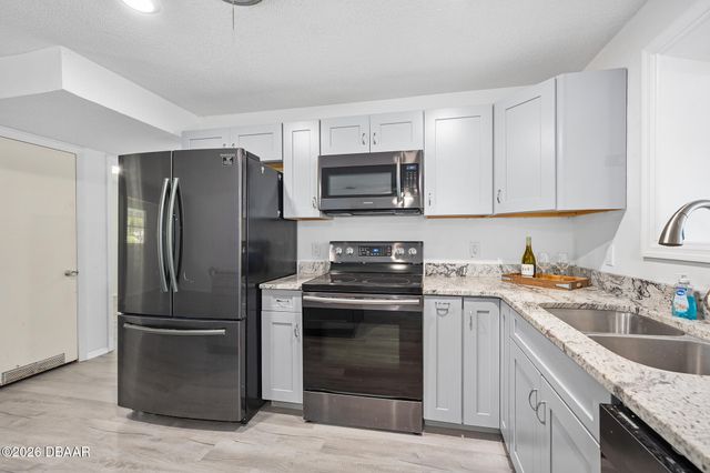 235 Greenwood Avenue, Ormond Beach, FL 32174
