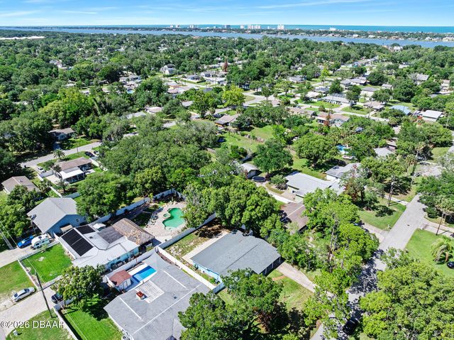 235 Greenwood Avenue, Ormond Beach, FL 32174