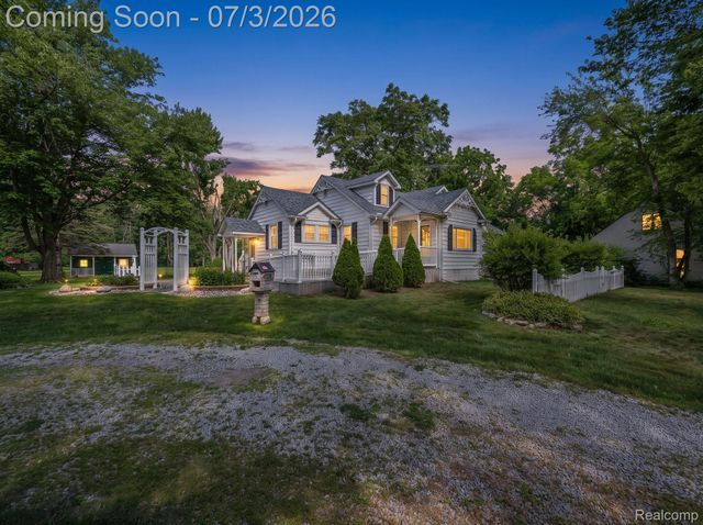15340 Inkster Road, Romulus, MI 48174