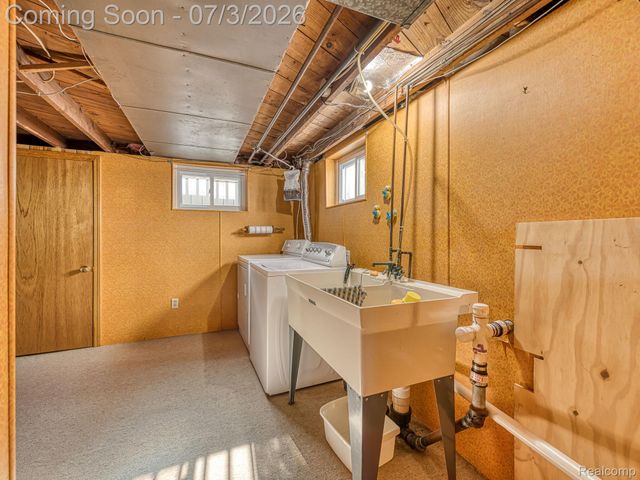 15340 Inkster Road, Romulus, MI 48174