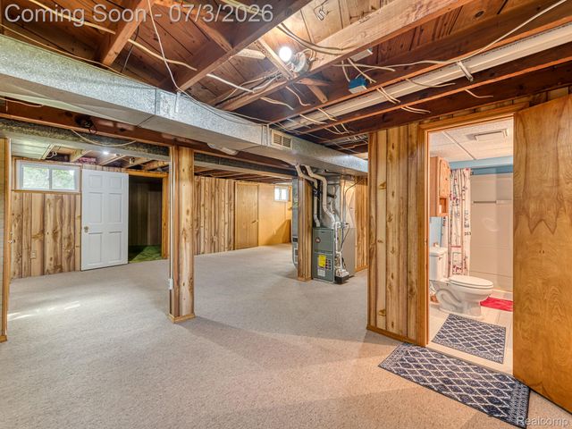 15340 Inkster Road, Romulus, MI 48174