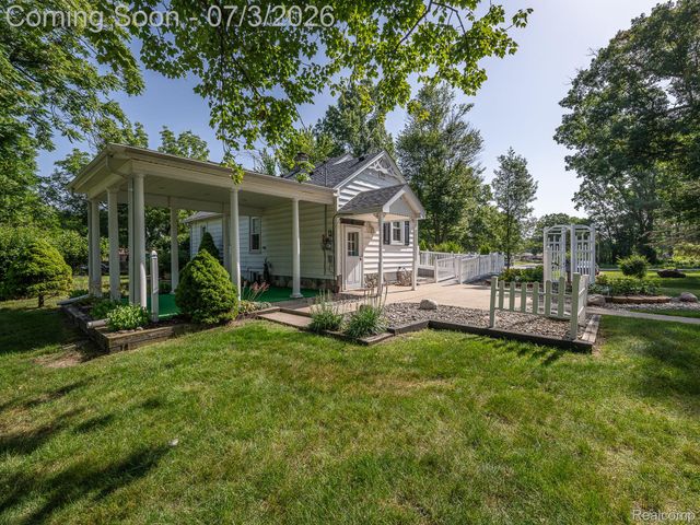 15340 Inkster Road, Romulus, MI 48174