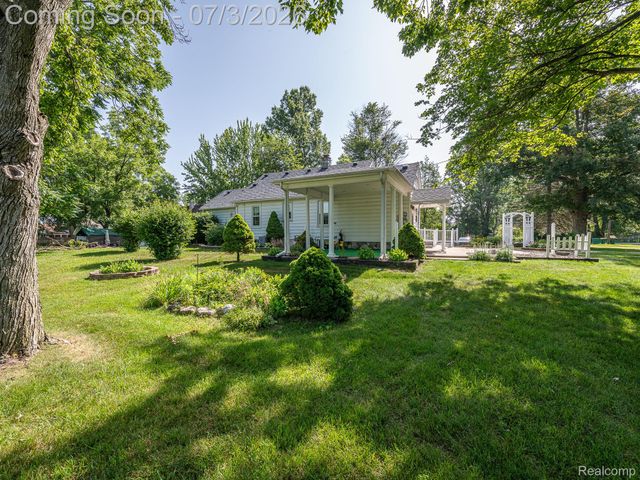 15340 Inkster Road, Romulus, MI 48174