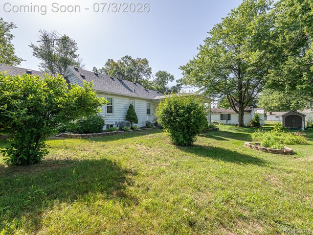 15340 Inkster Road, Romulus, MI 48174