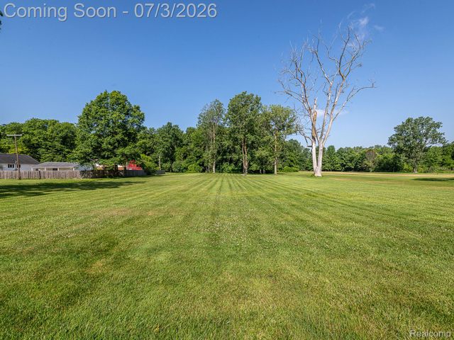 15340 Inkster Road, Romulus, MI 48174