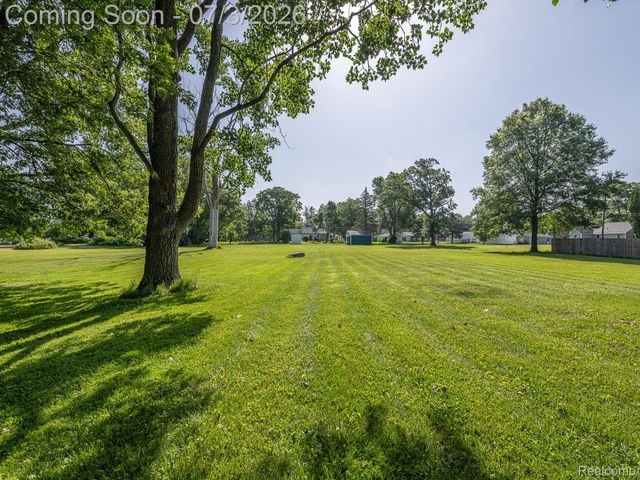 15340 Inkster Road, Romulus, MI 48174