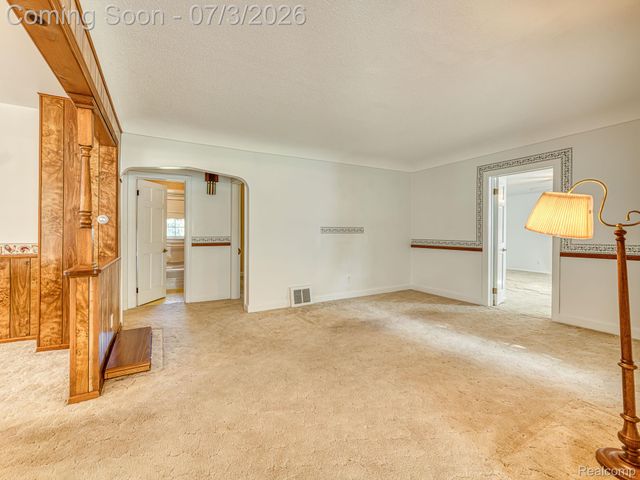 15340 Inkster Road, Romulus, MI 48174