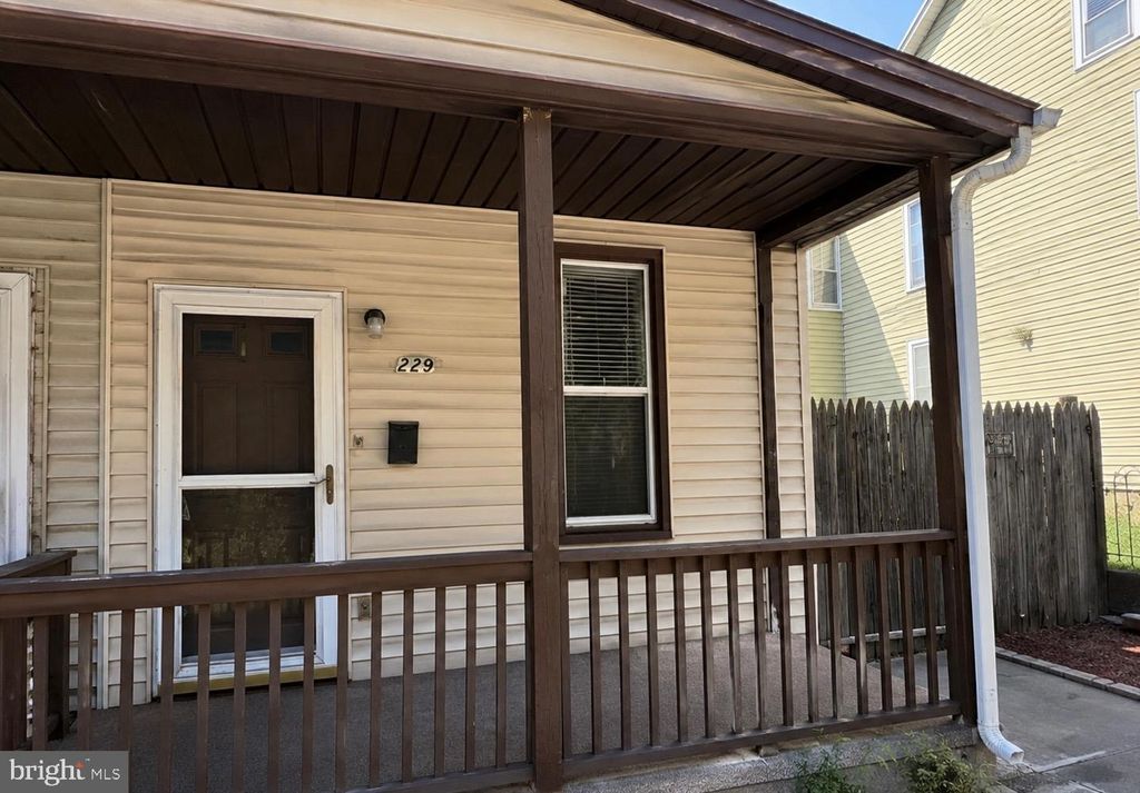 229 SWATARA ST, Steelton, PA 17113