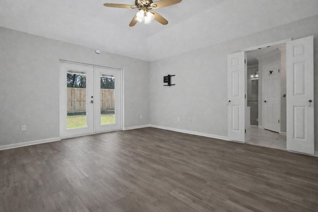 2102 Candy Street, Pinehurst, TX 77362