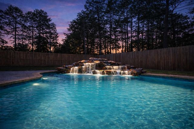 2102 Candy Street, Pinehurst, TX 77362