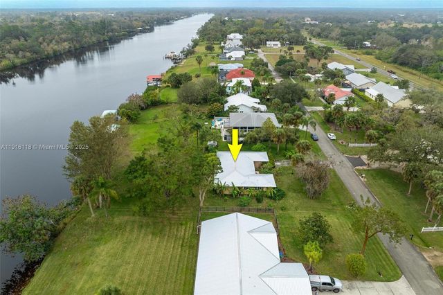 3145 Shell Lane, La Belle, FL 33935