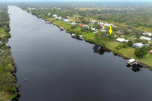 3145 Shell Lane, La Belle, FL 33935