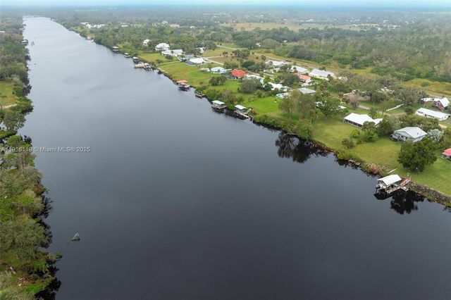 3145 Shell Lane, La Belle, FL 33935