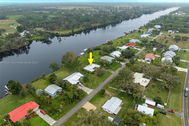 3145 Shell Lane, La Belle, FL 33935