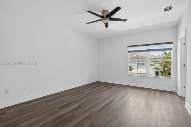 543 Parsons Way, Deerfield Beach, FL 33442