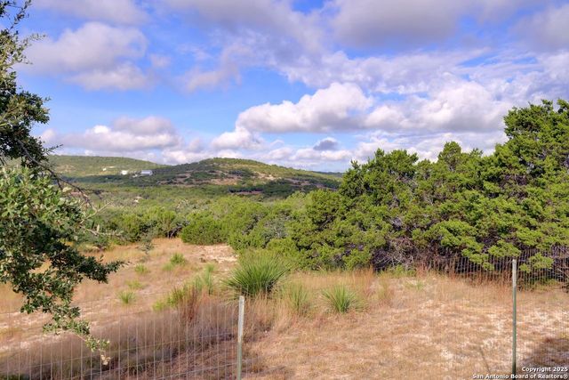 113 Southview, Kendalia, TX 78027