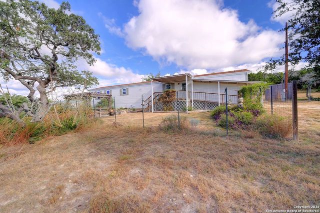 113 Southview, Kendalia, TX 78027