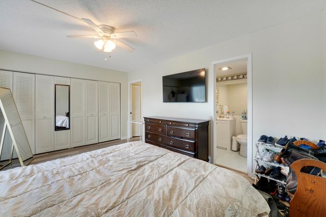 146 Mansfield D, Boca Raton, FL 33434