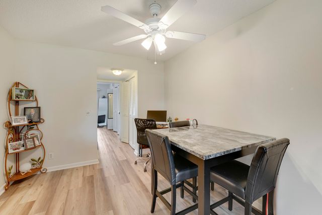 146 Mansfield D, Boca Raton, FL 33434