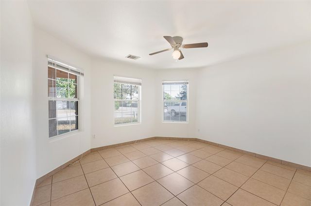 703 Riverway LN, Leander, TX 78641