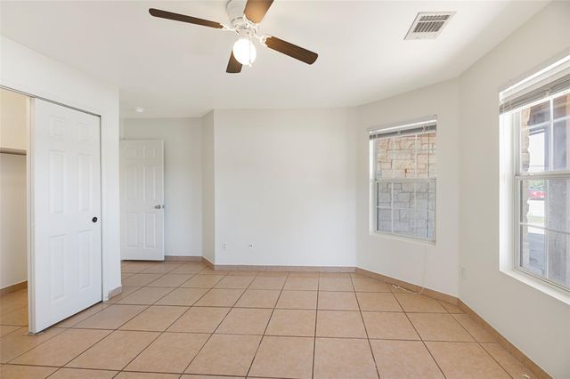 703 Riverway LN, Leander, TX 78641