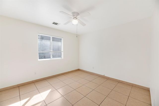 703 Riverway LN, Leander, TX 78641