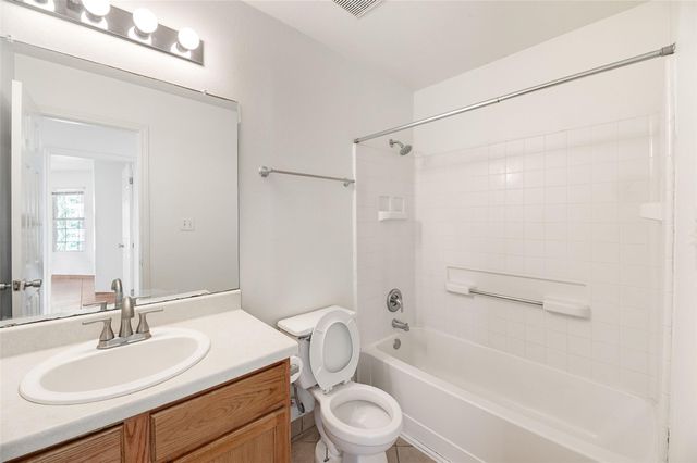 703 Riverway LN, Leander, TX 78641