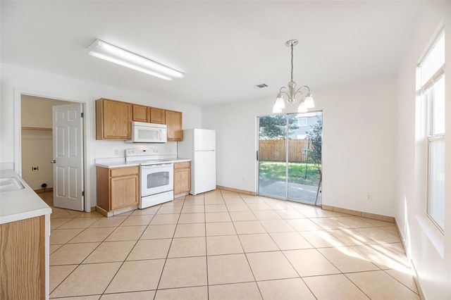 703 Riverway LN, Leander, TX 78641